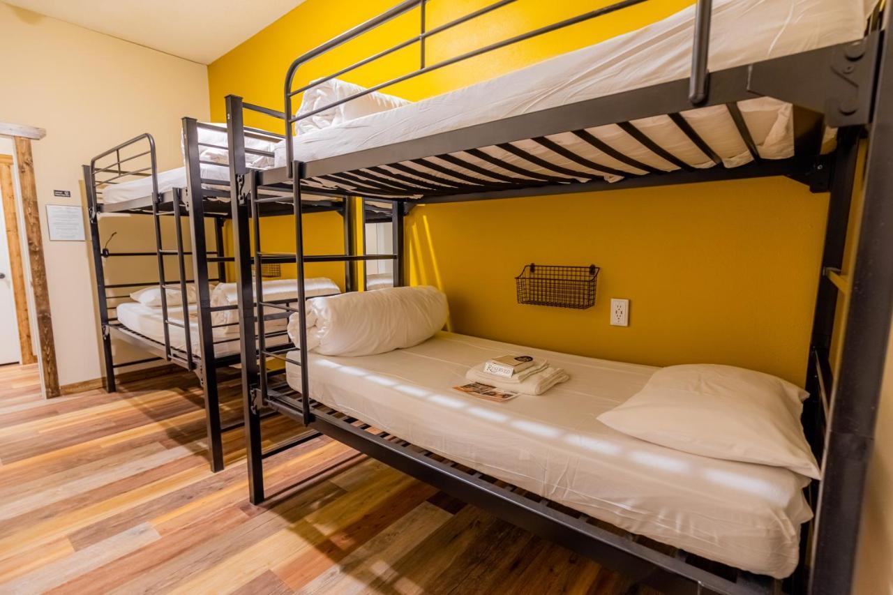 Pintler'S Portal Hostel Anaconda Dış mekan fotoğraf